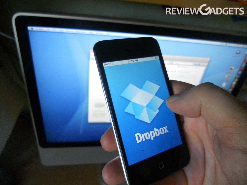 Dropbox launches a new way to scan documents